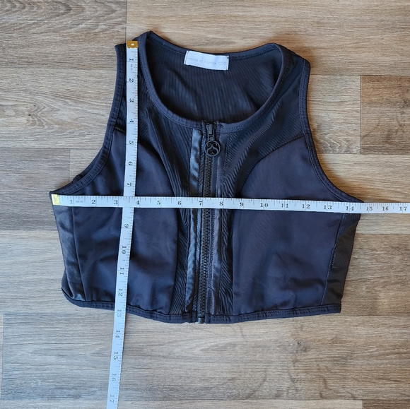 House Of Harlow 1960 Mesh Zipper Crop Top NWOT Size S - Picture 7 of 8